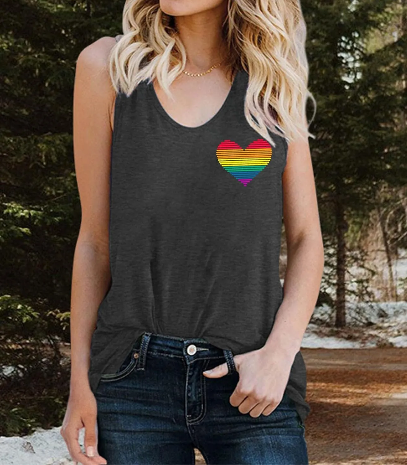 Pride LGBTQ Tank Top Women Love Heart Rainbow Flag Tshirt Lesbian Pride Top Sleeveless Graphic Vest Tee