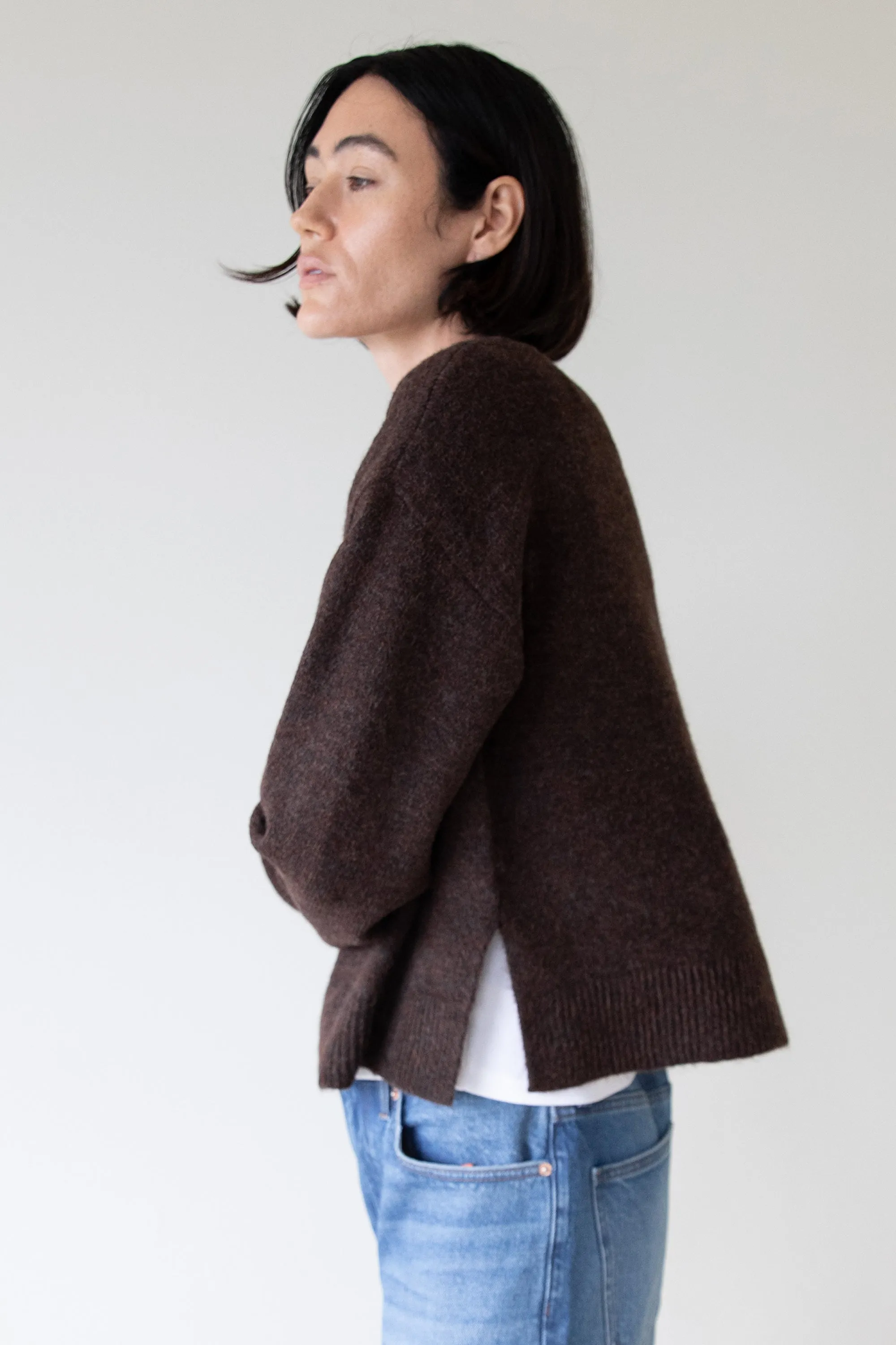 V-NECK SWEATER